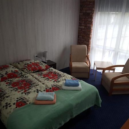 H-Odra Nowa Sol Hotell Eksteriør bilde